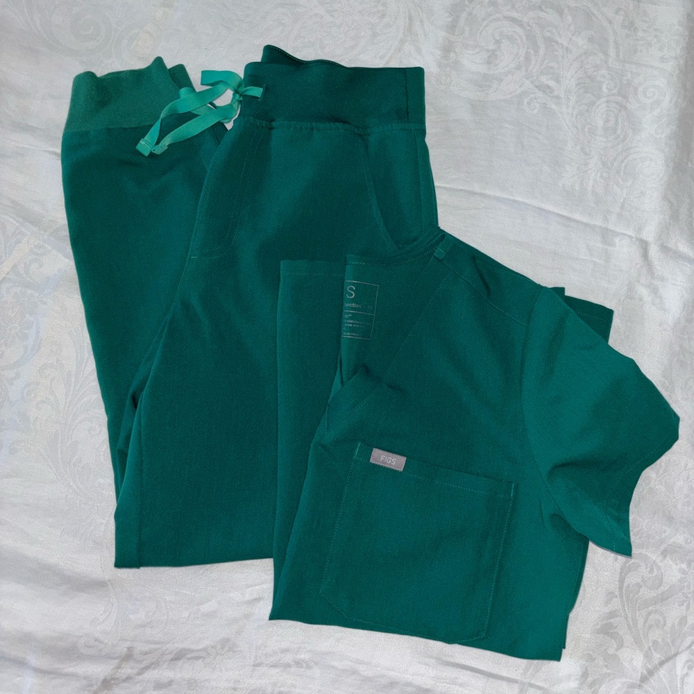 FIGS Hunter Green Scrub Set XSP/XS